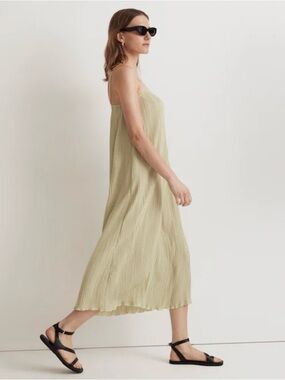 Madewell Light Olive Slip Midi Dress with Pleated Texture. Size S